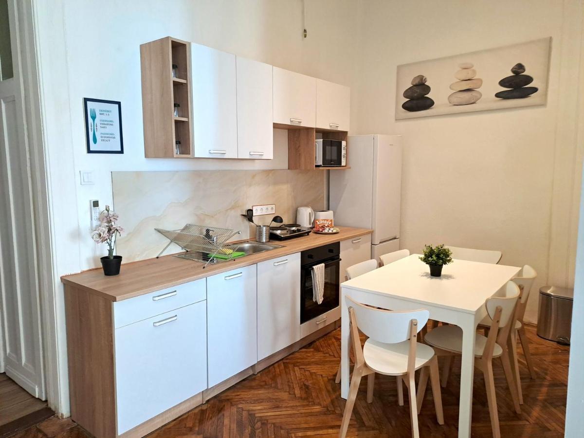 Emerald Apartment Budapest Kültér fotó